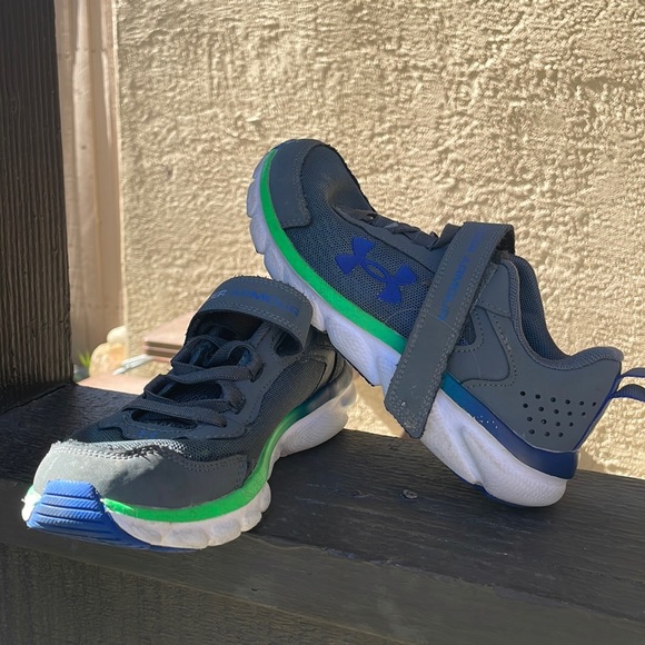 Boys shoes - Picture 1 of 1